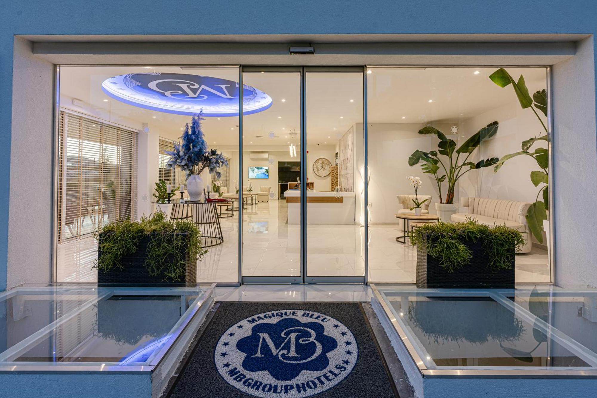 Magique Bleu Suites Трагаки Екстериор снимка