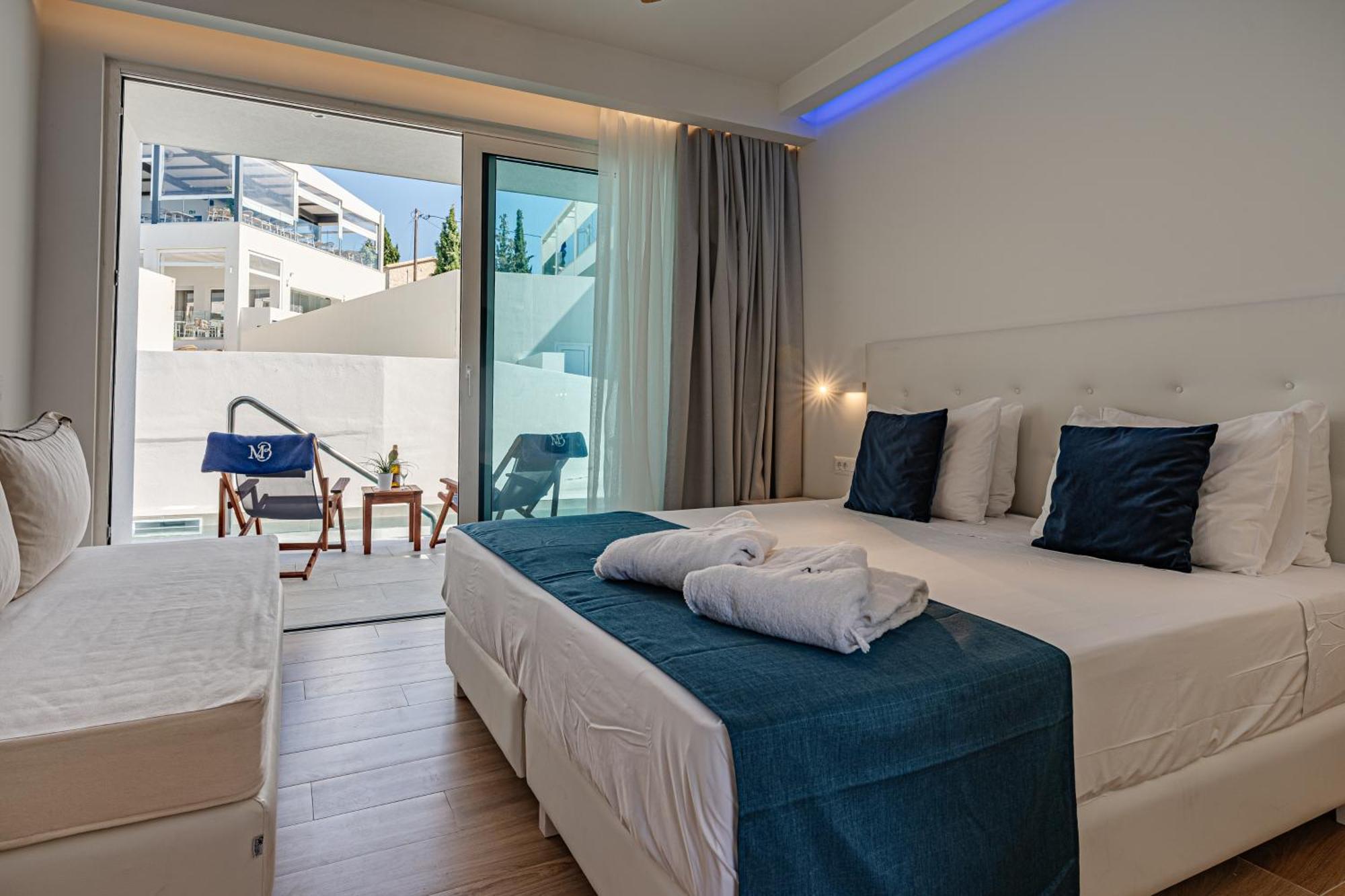 Magique Bleu Suites Трагаки Екстериор снимка