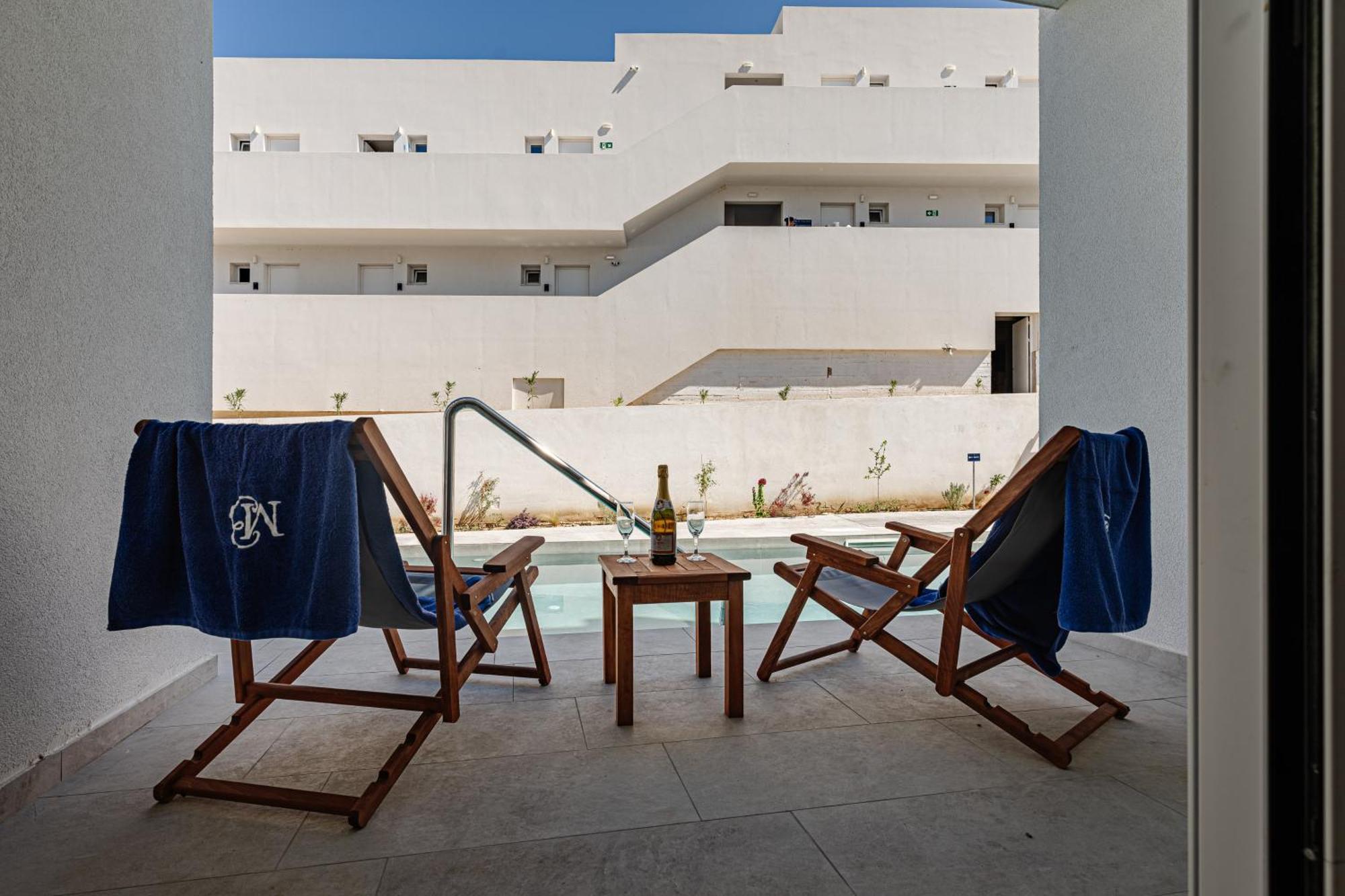 Magique Bleu Suites Трагаки Екстериор снимка